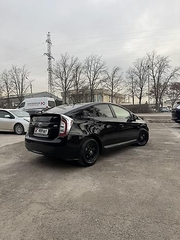 хечбек: Toyota Prius: 2015 г., Гибрид, Хэтчбэк — 3