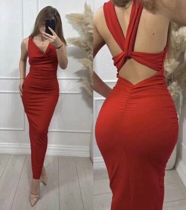 torbica u obliku srca: One size, color - Red, Evening, Without sleeves