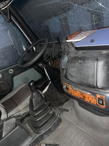 Тягачи: Тягач, Volvo, 1999 г., Самосвал — 9