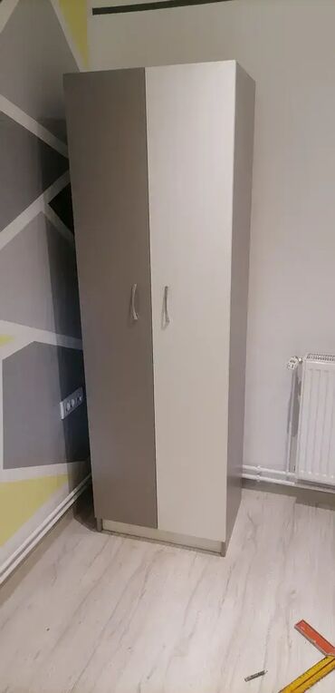 Ormari: Ormari 38 Materijal: Ormar se izrađuje od univera debljine 18mm u — 8