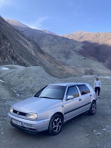 Volkswagen: Volkswagen Golf: 1994 г., Механика, Хэтчбэк — 5
