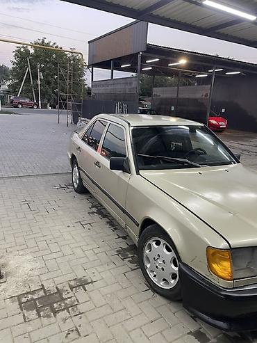мерседес 124 панел: Mercedes-Benz W124: 1986 г., 2.3 л, Механика, Бензин, Седан — 5