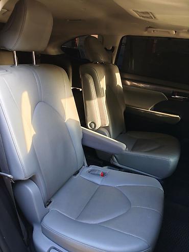 Toyota: Toyota Highlander: 2022 г., 3.5 л, Автомат, Бензин, Внедорожник — 5