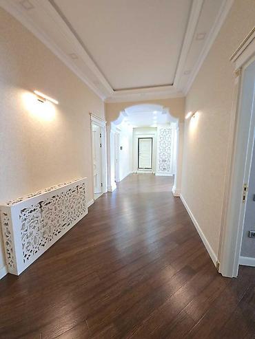 Yeni tikili: İcarəyə verilir 4 otaqlı yeni tikili 168 m², Ağ şəhər q. Kateqoriya — 5