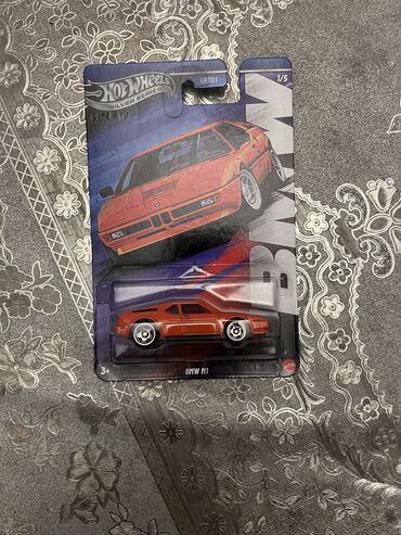 oyuncaq metbex: Hot Wheels BMW M1 (Silver Series) Orijinal Hot Wheels kolleksiya