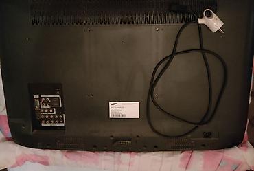 monitor 32: Samsung LCD TV – Model: LA32A450C1, Model Code: LA32A450C1XZN (32") — 2