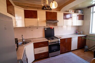 Köhnə tikili: Bakı, Bakıxanov qəs., 2 otaqlı, Köhnə tikili, 55 kv. m — 6