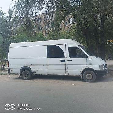 евро тонник: Volkswagen : 2004 г., 2.5 л, Механика, Дизель, Фургон — 3