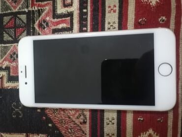 Apple iPhone: IPhone 8, 64 GB, Matte Gold, Barmaq izi, Simsiz şarj