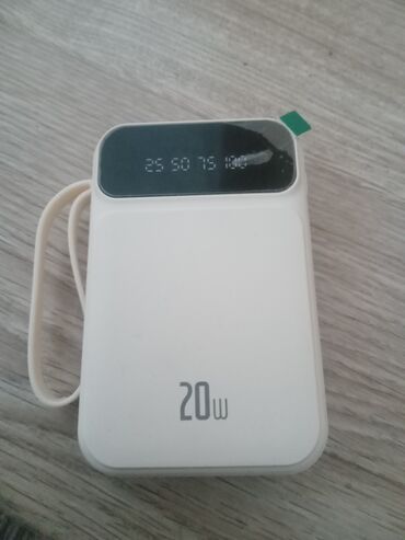 переходник type c usb: Продаётся паэрбанк новый при одной зарядке хватает на 2-3 и более раз