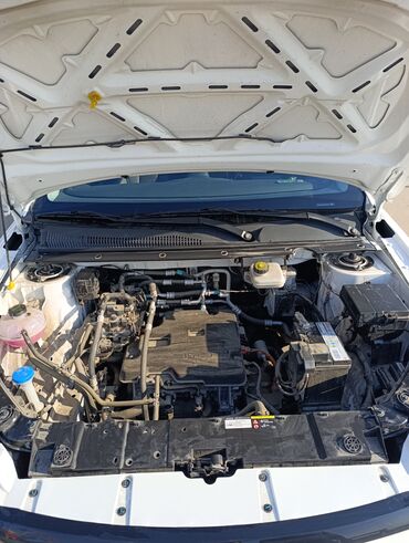 BYD: BYD E2: 2025 г., Автомат, Электромобиль, Хэтчбэк — 10