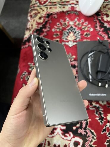 скупка микроволновки: Samsung Galaxy S25 Ultra, Колдонулган, 512 ГБ, түсү - Боз, 2 SIM