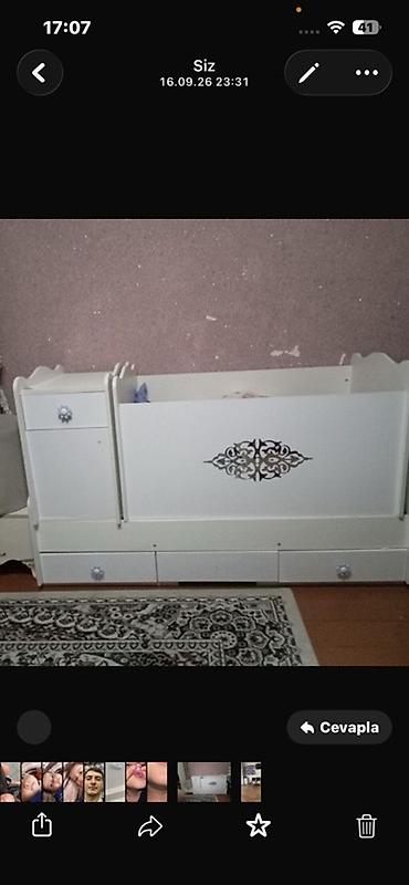 sallanan kursu almaq: Oğlan və qız üçün, İşlənmiş, Dördbucaq, Beşik, Dəstsiz, Matrassız, Yellənmə mexanizmsiz — 1