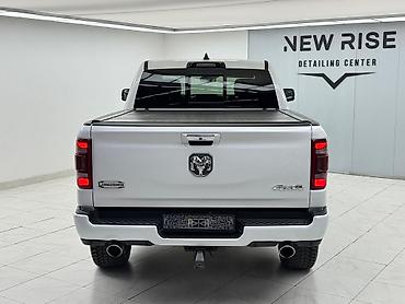 Dodge: Dodge Ram 1500: 2021 г., 5.7 л, Автомат, Бензин, Пикап — 4