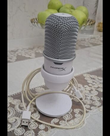 Pianolar: Simli Mikrofon HyperX