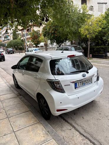 Toyota: Toyota Yaris: 1.5 l. | 2013 έ. Χάτσμπακ — 4