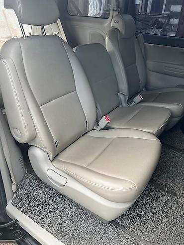carnival: Kia Carnival: 2020 г., Минивэн — 8