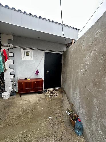 birmərtəbəli evlər: 2 otaqlı, 1 kv. m, Kredit var, Yeni təmirli — 3