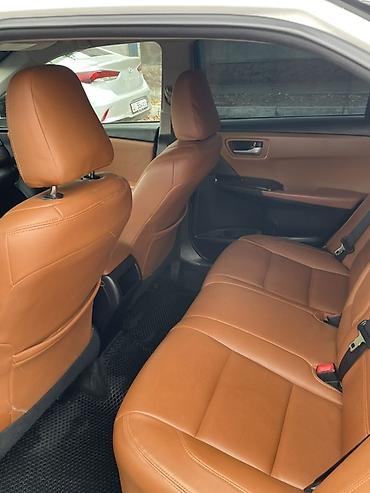 byd гибрид: Toyota Camry: 2017 г., 2.5 л, Автомат, Гибрид, Седан — 8