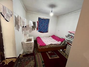 Sale of cottages and houses: Уй сатылат 4-комната автовокзал дын жанымда центр Кара балта — 2