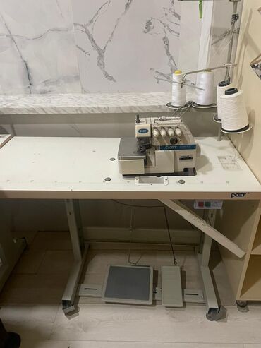 Tikiş maşınları: Tikiş maşını İşlənmiş,Overlok, 4 saplı, Ünvandan götürmə, Pulsuz çatdırılma, Ödənişli çatdırılma