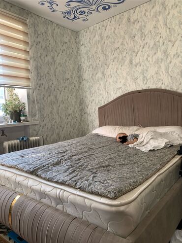 мебел спальни: Срочно ‼️ Спалный гарнитур,зеркало, 2 тумбы. !!!ОТДЕЛЬНО ТОЖЕ