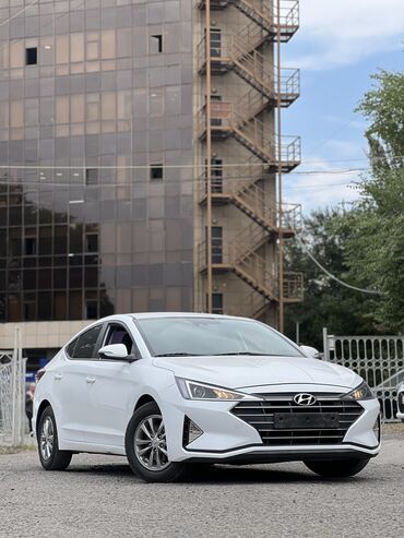 124 обмен: Hyundai Avante: 2019 г., 1.6 л, Вариатор, Газ, Седан