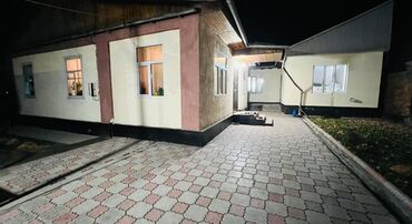 продаю дом район турбаза: Дом, 60 м², 3 комнаты, Риэлтор, Косметический ремонт