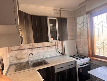 Продажа квартир: 3 комнаты, 58 м², 104 серия, 2 этаж, Косметический ремонт