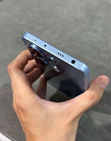 Мобильные телефоны и аксессуары: Redmi Note 13, 256 ГБ, цвет - Серебристый, Две SIM карты — 3