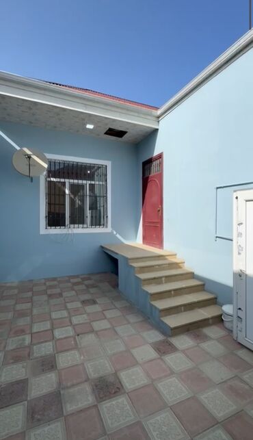 sabuncu rayonu sabuncu qesebesinde satilan evler: Binəqədi qəs. 3 otaqlı, 85 kv. m, Yeni təmirli