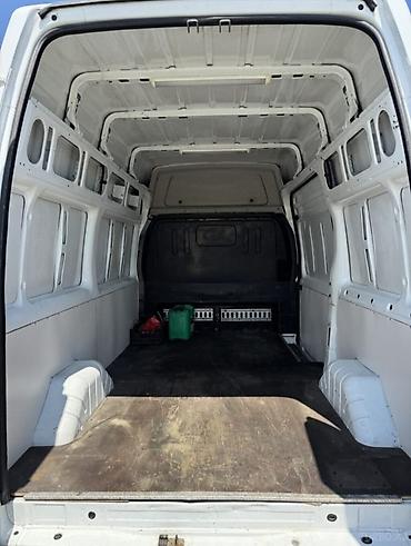 yağ filteri: Ford Transit: 2.4 l | 2011 il 189000 km Van body type — 5