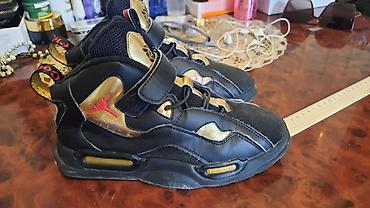 Кроссовки и спортивная обувь: Ботасы с Европы привозили, летние, осенне-весенние 35размер. Очень — 16