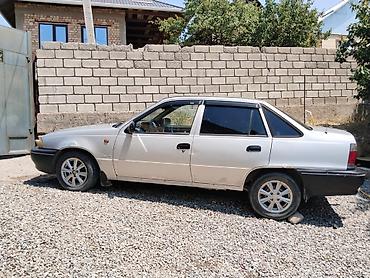авто полироль: Daewoo Nexia: 2000 г., Механика, Бензин, Седан — 1