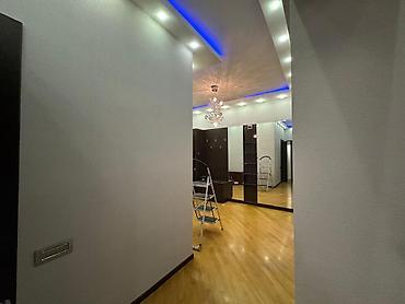 Kirayə mənzillər: İcarəyə verilir 3 otaqlı yeni tikili 120 m², Elmlər Akademiyası m — 10