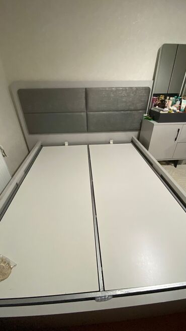 islenmis xalca: Taxt satılır.20gün işlenib.Ciddi alıcılar narahat etsin!