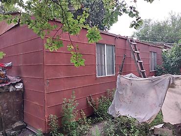 kiraye yolu ile satilan evler: Yaşayışa tam yararlı 2 otaqlı daşına bilən vaqon. İçərisi adi evdir — 1