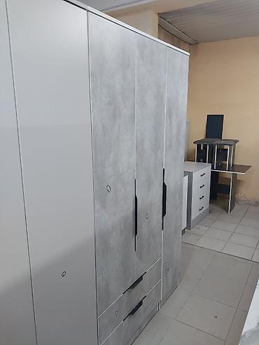 Шифоньеры, шкафы для одежды: Трёхдверный шкаф-/распашной для одежды - Габариты: ориентировочно — 22