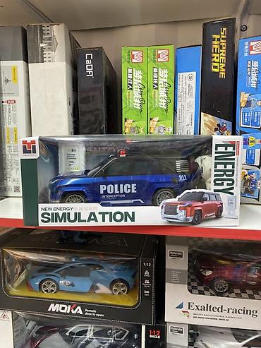 hot whels: Игрушечный полицейский внедорожник в масштабе 1:16. Модель выполнена в — 1