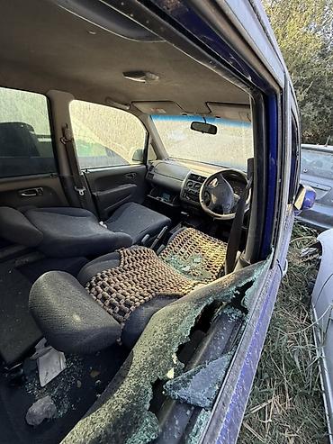 не пригодился: Honda Civic: 2001 г., Седан — 7