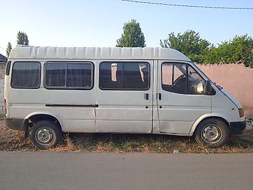 mercedes 208 d: Yük və sərnişin daşınması üçün ağ rəngli mikroavtobus - Korpus: uzun — 2