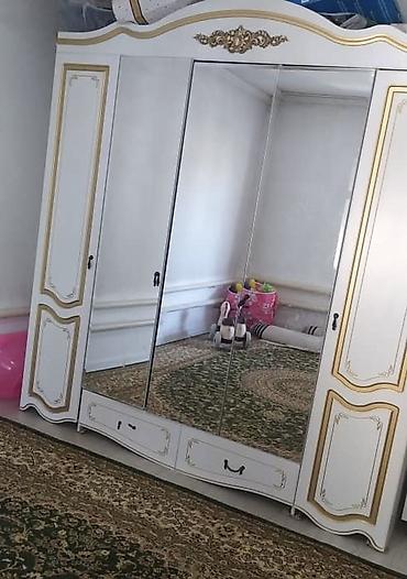 standing mirror: Классический пятидверный шкаф-купе с зеркалами - Элегантный дизайн в — 1