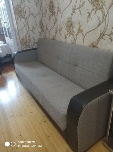 Di̇van-kravat, Divan, Bazasız, Açılan
