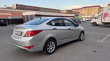 byd up: Hyundai Solaris: 2015 г., 1.6 л, Автомат, Бензин, Седан — 5