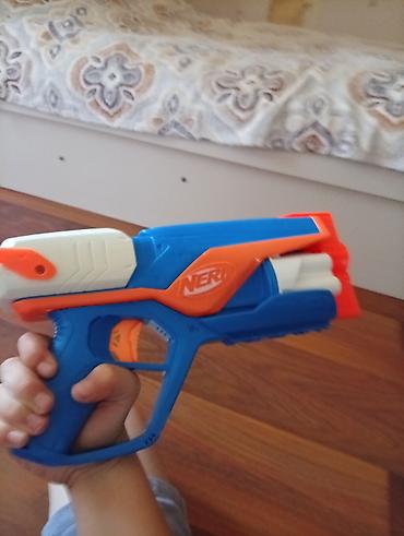 nerf oyuncaq silahlar: Nerf oyuncaq tapançası – 6 lüləli dart atıcı - Rənglər: mavi, ağ və — 3