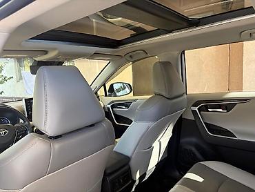 land cruiser 79: Toyota RAV4: 2020 г., 2.5 л, Автомат, Гибрид, Кроссовер — 8