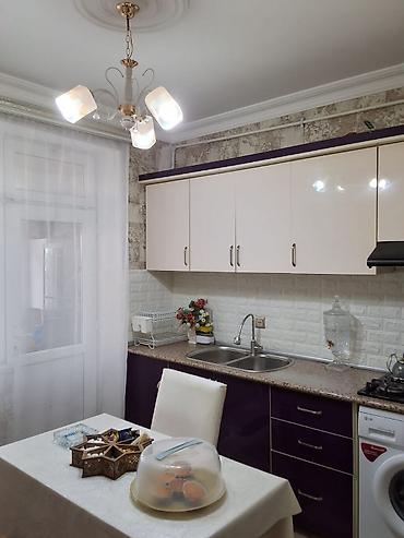 sumqayitda ev satisi: Xırdalan, 2 otaqlı, Köhnə tikili, 65 kv. m — 2
