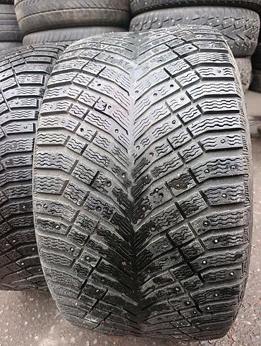 Шины: Шины 305 / 35 / R 21, Зимняя шипованная, Б/у, Пара, Внедорожные (АТ/МТ), Германия, Michelin — 2