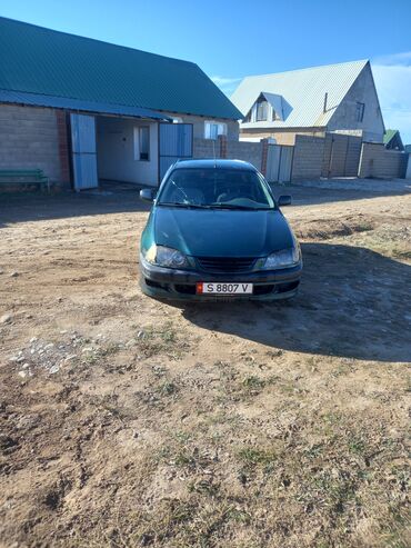 Toyota: Toyota Avensis: 2000 г., Седан — 6