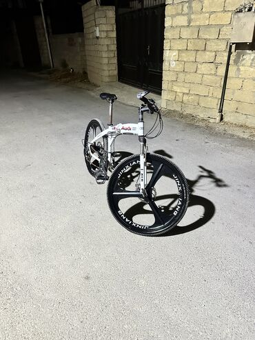 Şəhər velosipedləri: İşlənmiş Şəhər velosipedi Aist, 26", sürətlərin sayı: 7, Ödənişli çatdırılma, Rayonlara çatdırılma, Ünvandan götürmə